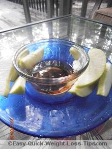 Apples dipped in sugar-free honey syrup